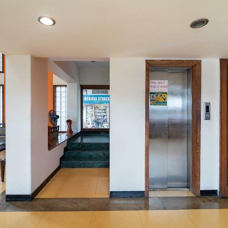 Oyo 44695 Hotel Mango Sawantwadi Buitenkant foto